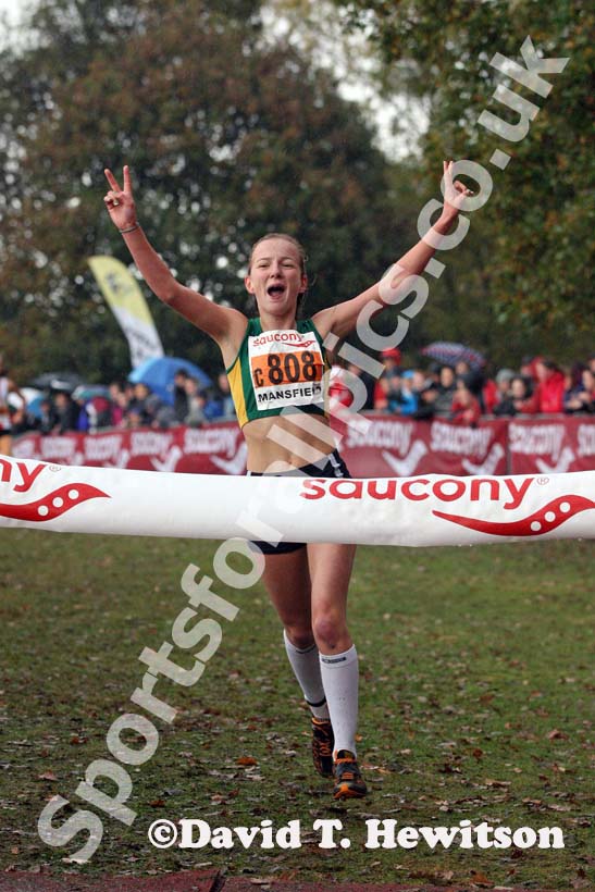 Charnwood win under-15 girls, National Cross Country Relays, Berry Hill Park, Mansfield. Photo: David T. Hewitson/Sports for All Pics